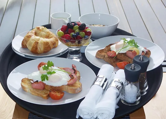 מלון דירות S18 Boutique - Old Town 4*