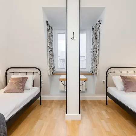 S18 Boutique - Old Town 4*