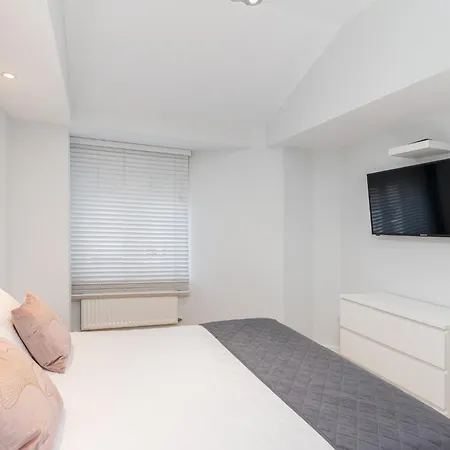 S18 Boutique - Old Town Apart Otel Krakow