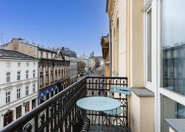 S18 Boutique - Old Town Aparthotel 4*