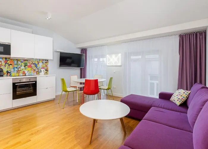 S18 Boutique - Old Town Aparthotel 4*